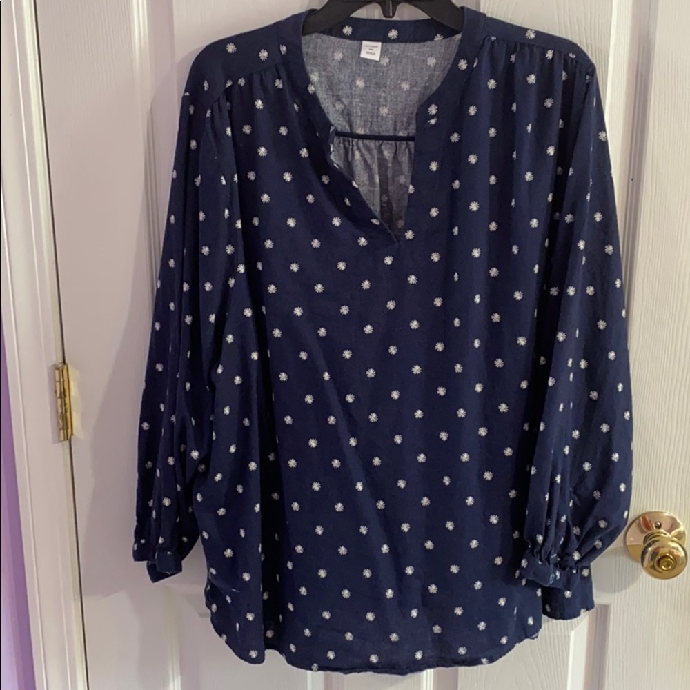 Old Navy daisy top